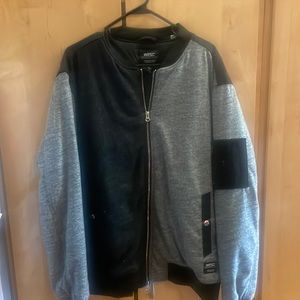 Wesc sports jacket Men’s xL Women’s xxl